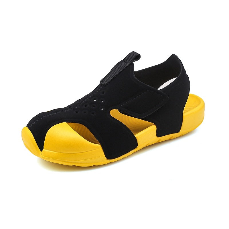 Beach Mesh Sandalas Fashion Sports Shoes Girls Hollow Out Fashion Sneakers